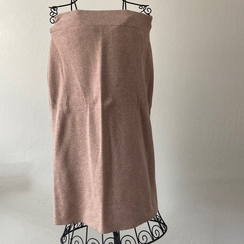 Ann Taylor tan pencil skirt